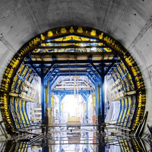 מערכות תבניות ותמיכות לביצוע מנהרות